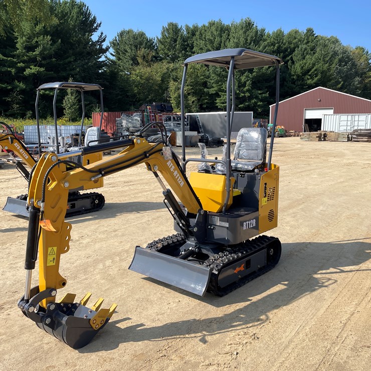 #208 • New RT12R Mini Excavator