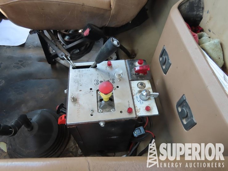 (x)-(12-8)-2011-mack-gu713-t/a-winch-truck,-vin-1m-image-7