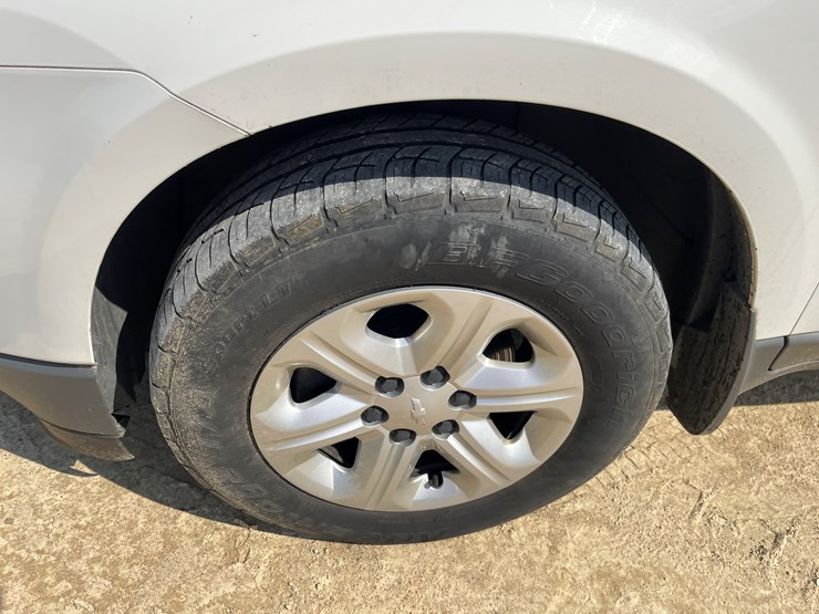 2012-chevrolet-traverse-ls-image-85