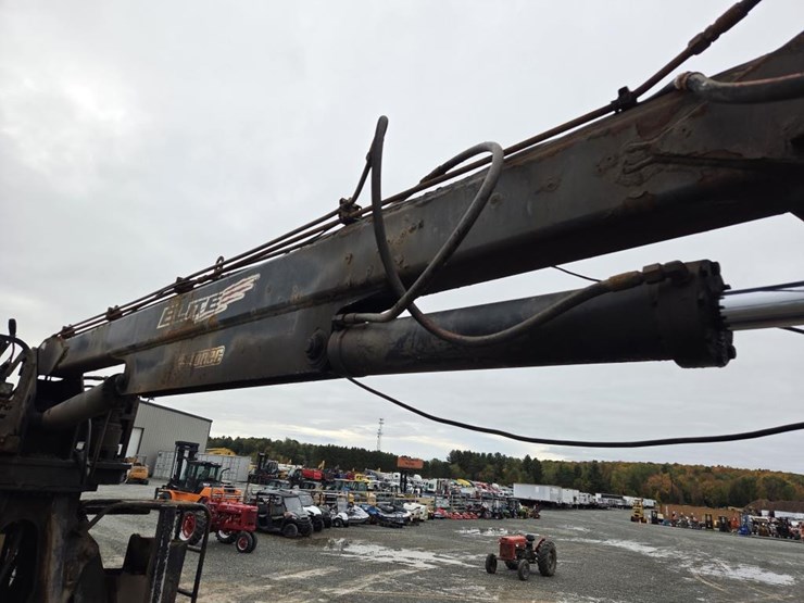 #1701-•-2013-kenworth-t800-log-truck-image-46