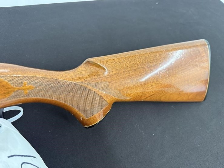 remington-1100-12-gauge-shotgun-image-8