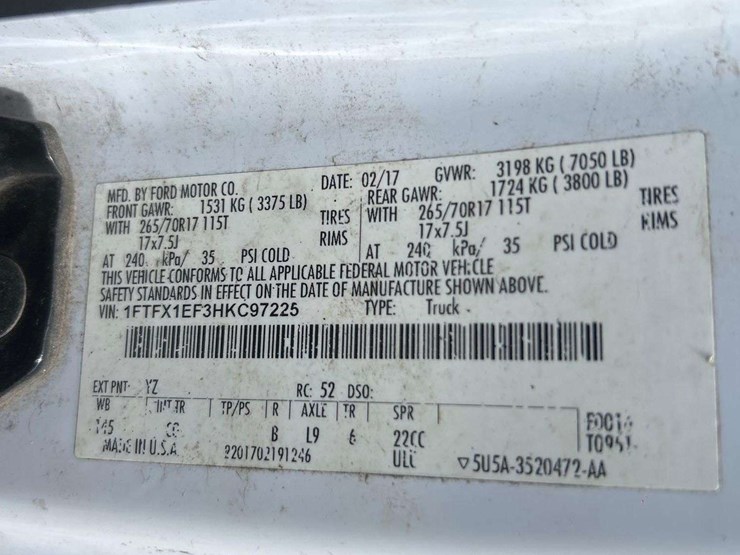 2017-ford-f150-image-5