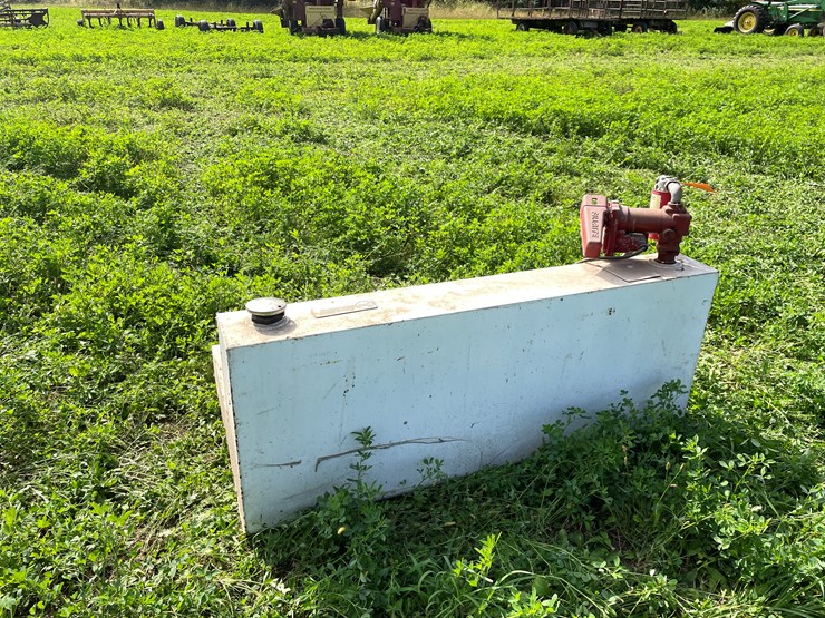 #4451-•-deezee-100-gallon-truck-fuel-tank-image-6