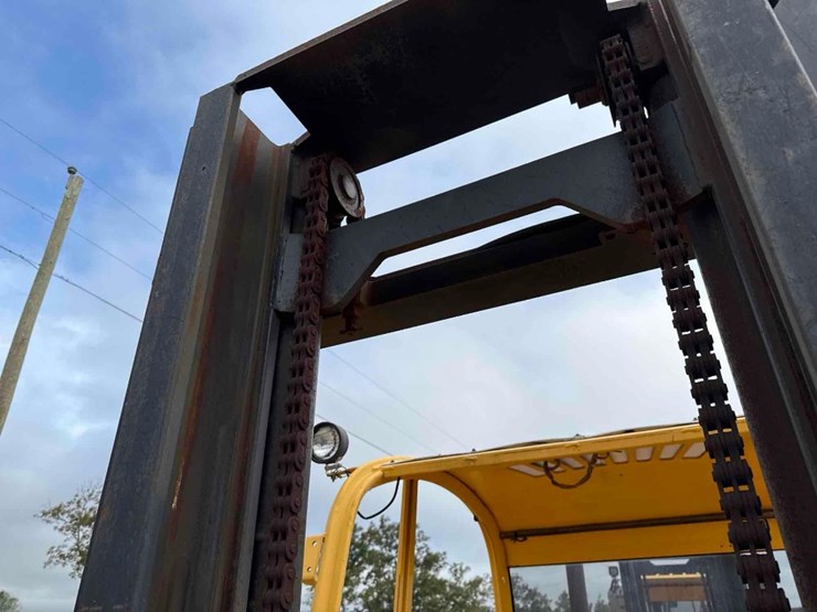 sellick-s60j4i-2-rough-terrain-forklift-image-14