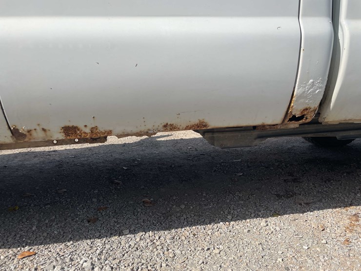 2011-ford-f250-xl-image-29