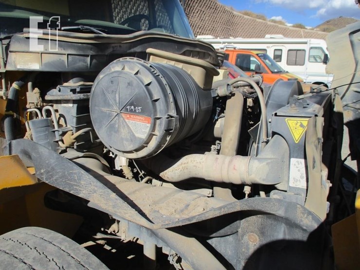 2011-international-durastar-4300-image-5