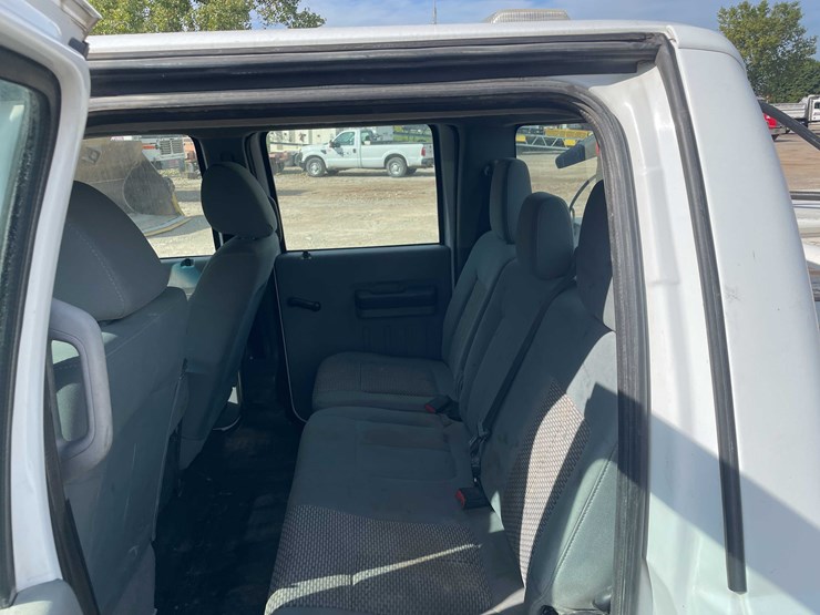 2011-ford-f250-xl-image-91