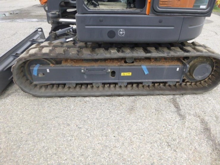 2023-develon-dx85r-3-hydraulic-excavator-image-5