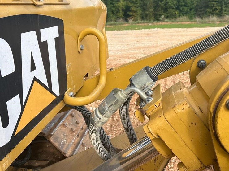 2018-caterpillar-d6n-xl-image-23