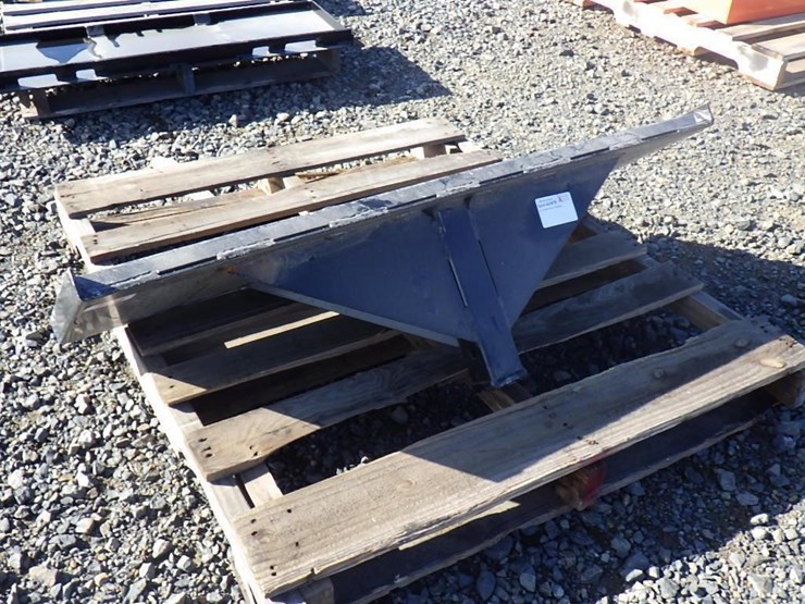 skid-steer-trailer-mover-attachment-image-4