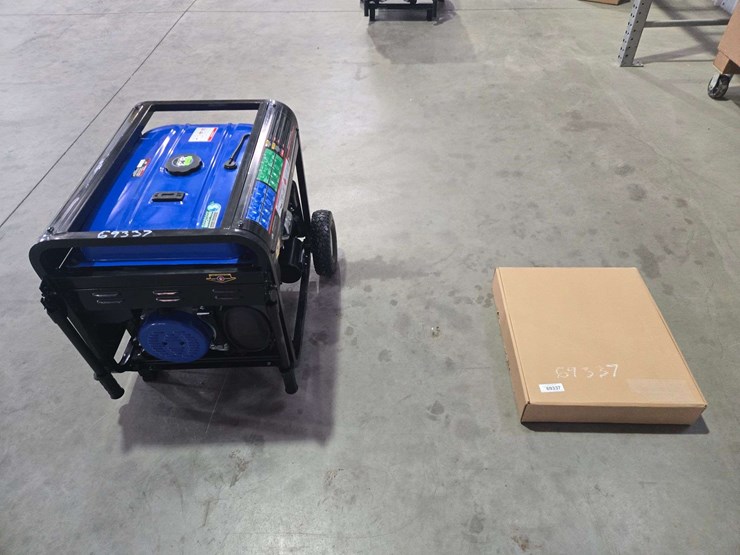 new/unused-duro-max-dual-fuel-xp12000hx-portable-generator-image-1