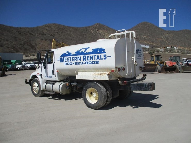 2013-international-durastar-4300-image-4