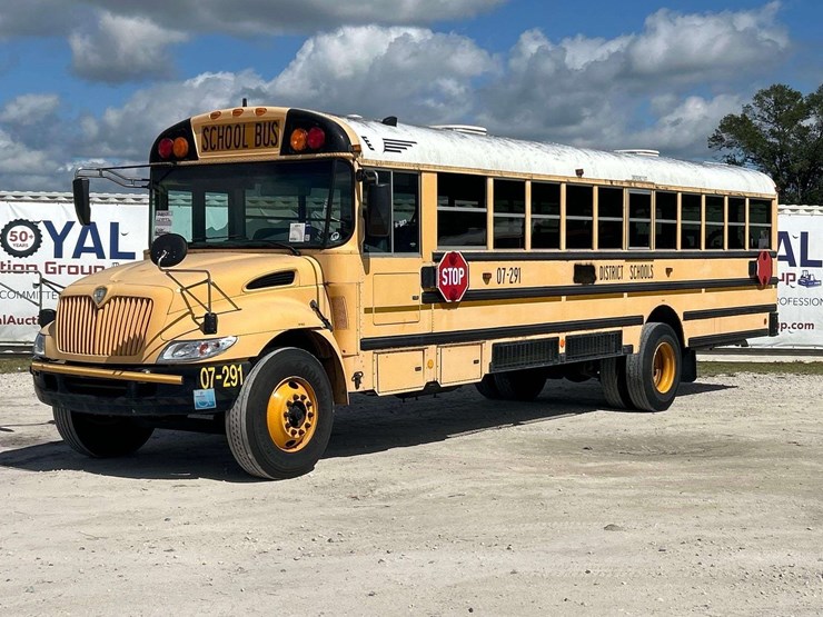 2007-ic-corporation-pb105-school-bus-image-1