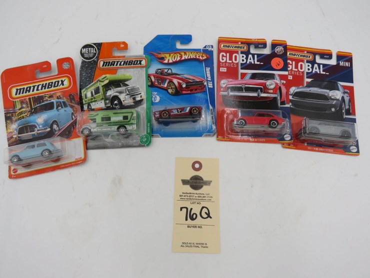 hot-wheels-and-matchbox-toy-group-image-4