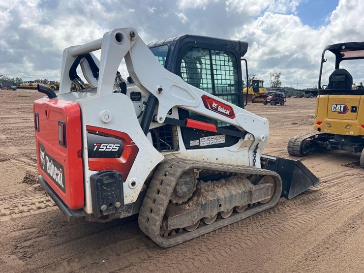 2022-bobcat-t595-image-4