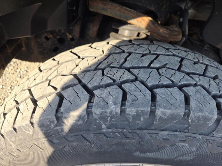 2017-ford-f150-image-51