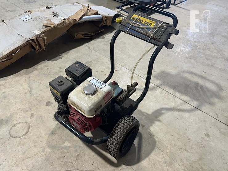 unknown-2800psi-pressure-washer-image-1