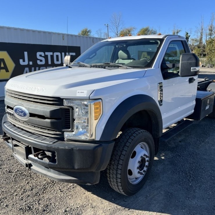2017 FORD F450