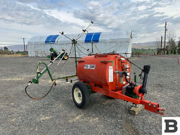 2006-rears-200-gallon-orchard-sprayer-with-spray-booms-image-9