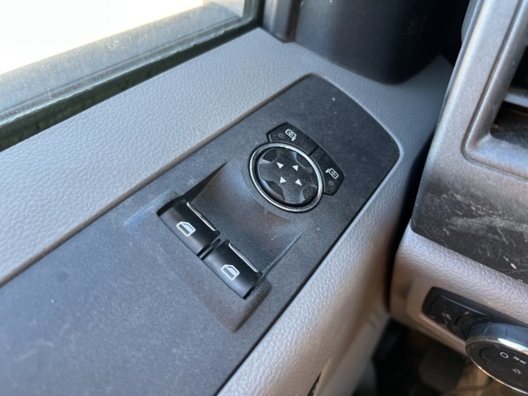 2017-ford-f450-image-27