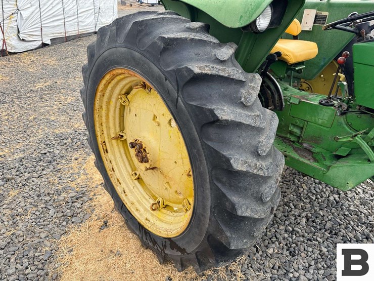 1976-john-deere-2640-image-44