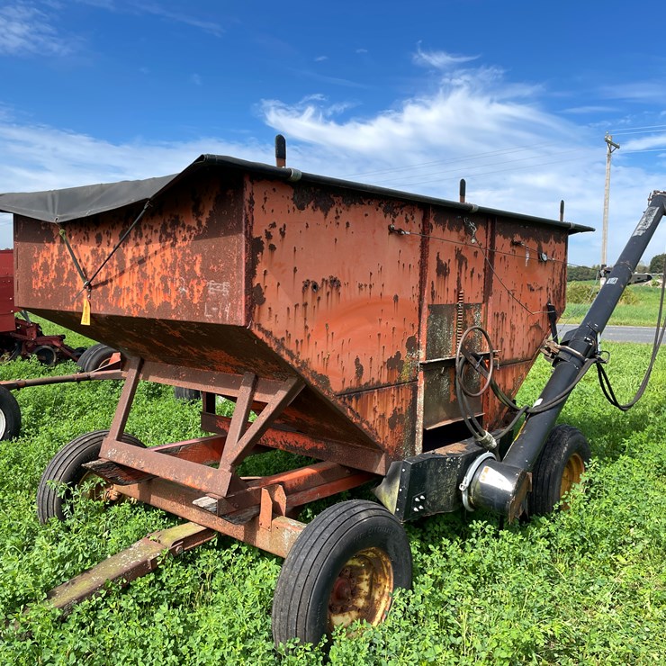 #4457 • Gravity Cart with 3' Auger