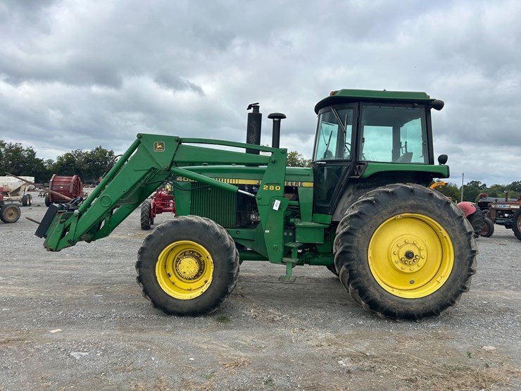 john-deere-4050-image-2