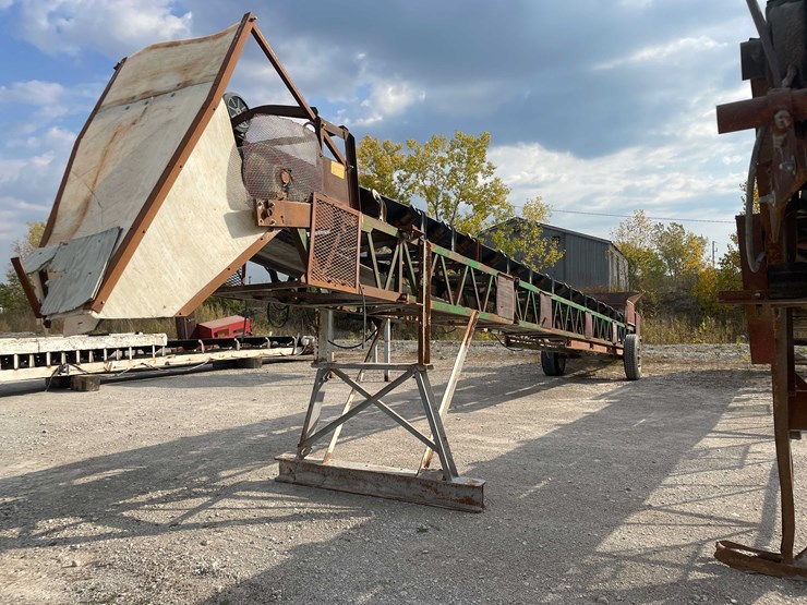 #8628-•-carry-away-conveyor-unit-(maq)-image-1