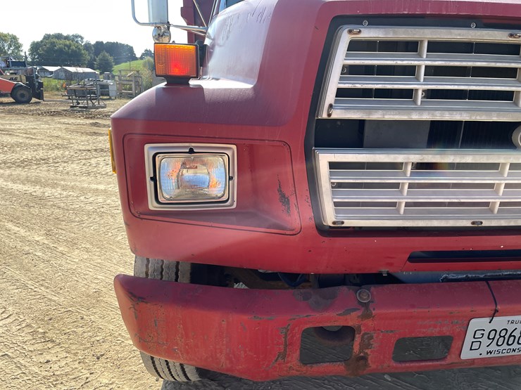 ford-f800-image-14