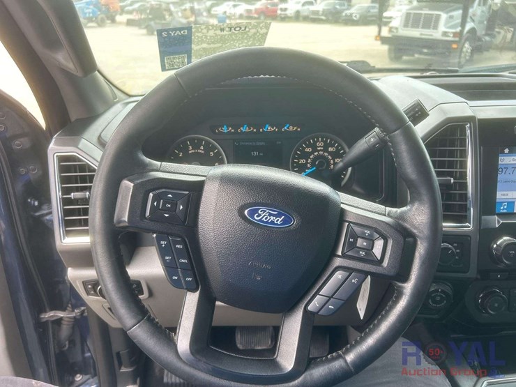 2017-ford-f150-image-16