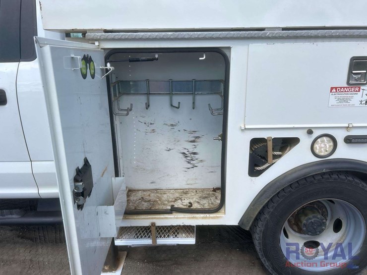 2019-ford-f550-image-21