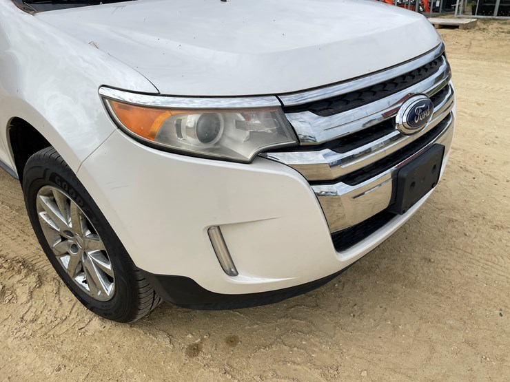 2011-ford-edge-image-15