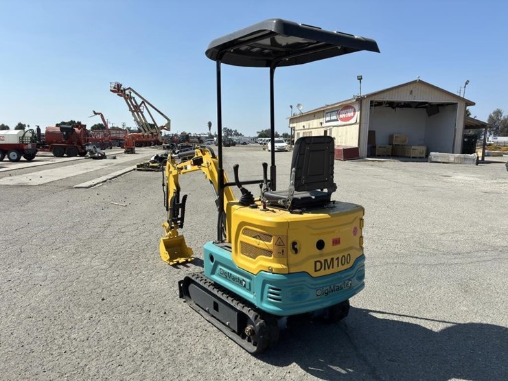 2024-dig-master-dm100-excavator-image-4
