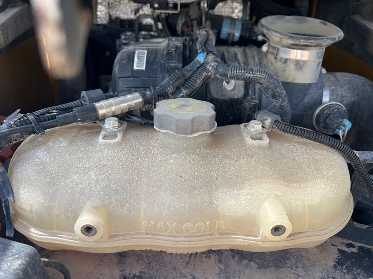 2021-deere-325g-image-25