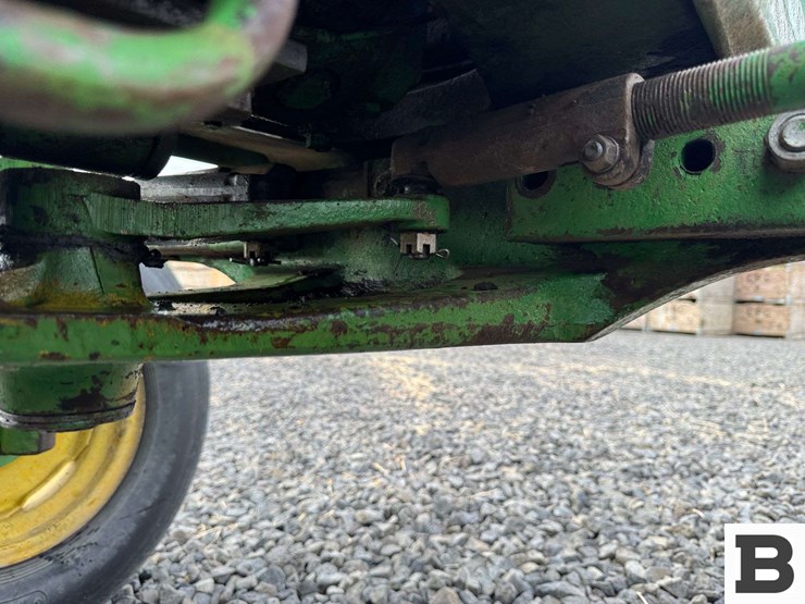 1976-john-deere-2640-image-59