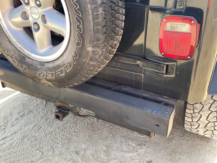 2000-jeep-wrangler-sport-image-22