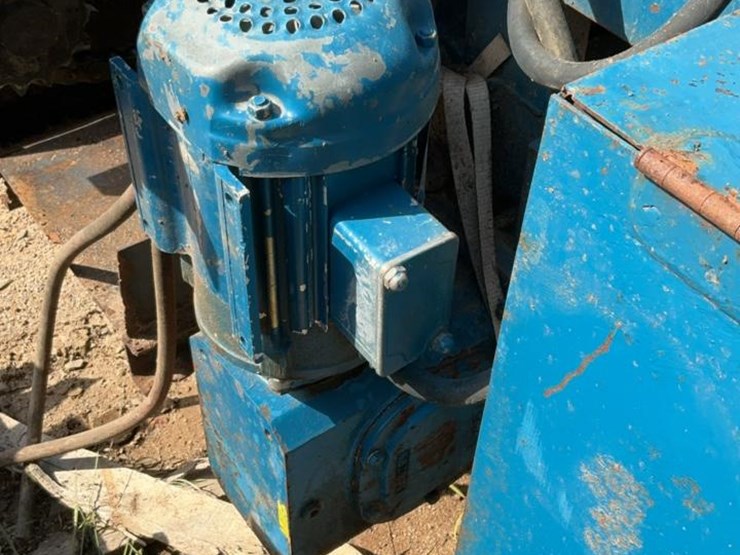#155-•-sliding-head-chopsaw-image-47