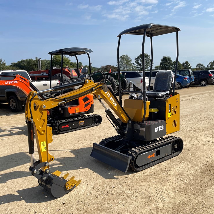 #207 • New RT12R Mini Excavator