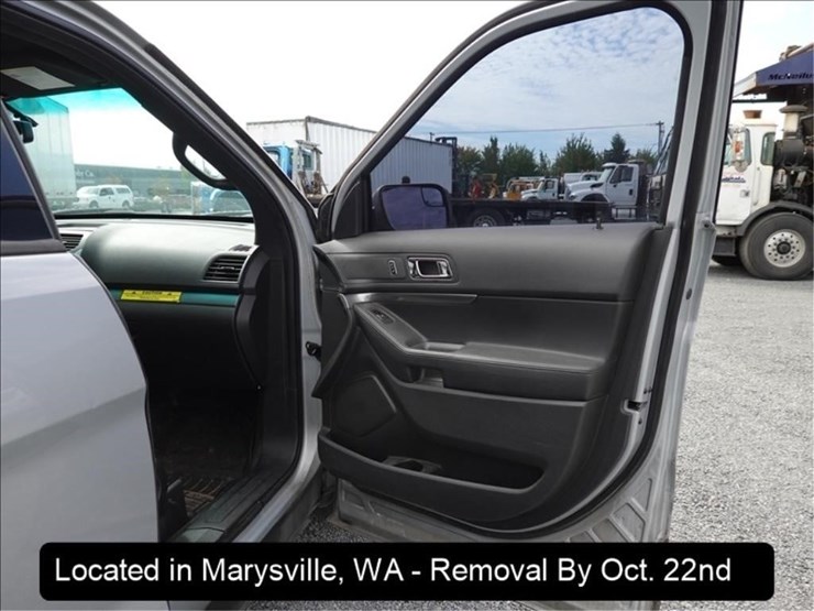 2014-ford-explorer-image-25