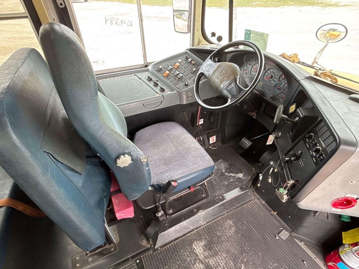 2007-ic-corporation-pb105-school-bus-image-11