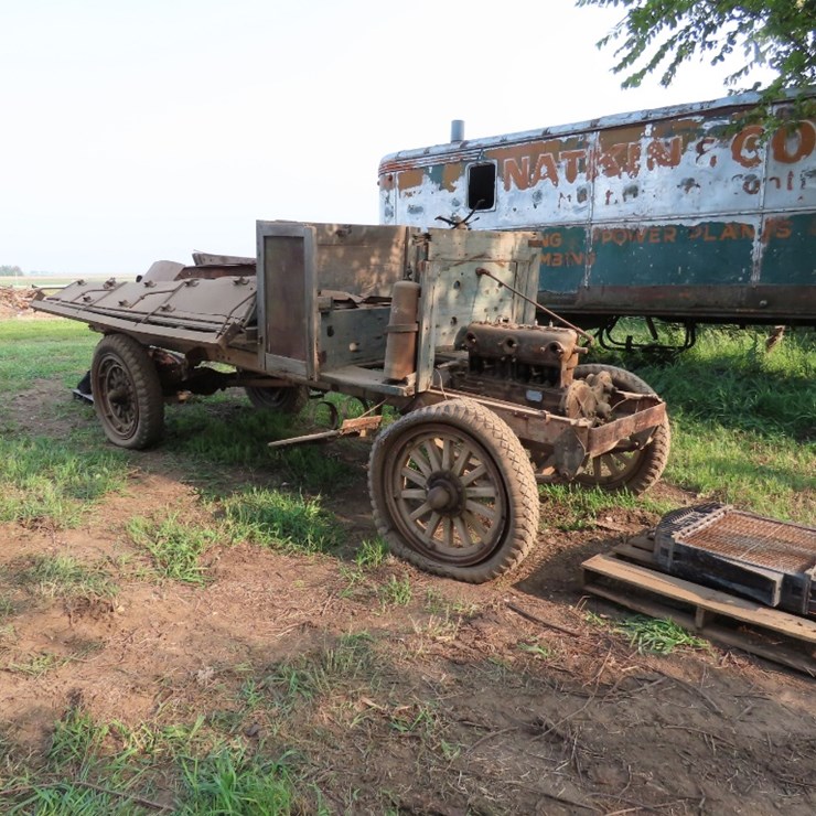 1919-20 Douglas Truck for Restore
