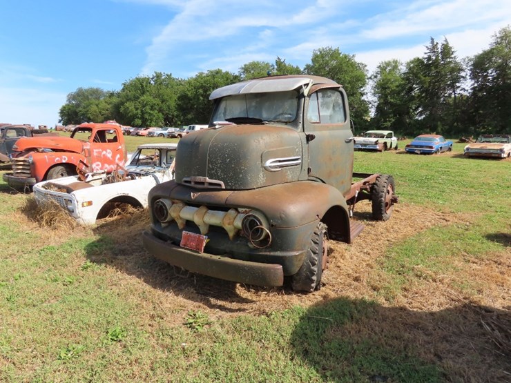 1951-ford-f5-image-4