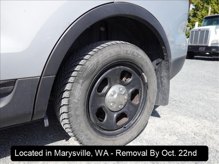 2013-ford-explorer-image-17