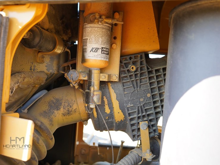 2007-caterpillar-d6n-lgp-image-35