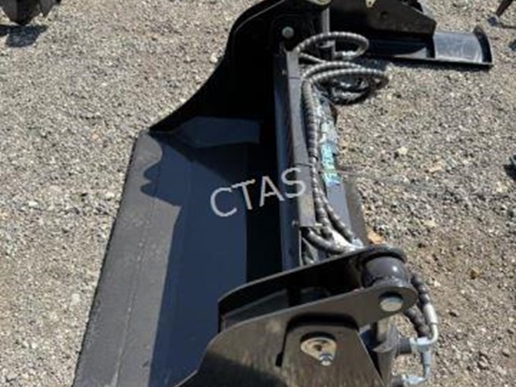 #103-•-skid-steer-4-in-1-bucket---39"-image-2