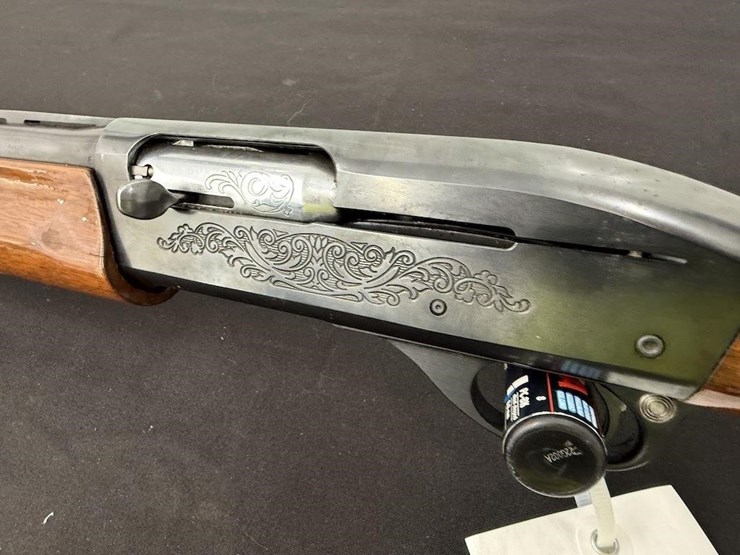 remington-1100-12-gauge-shotgun-image-5