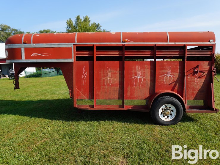 1988-bp-6.5'x12'-s/a-livestock-trailer-image-8