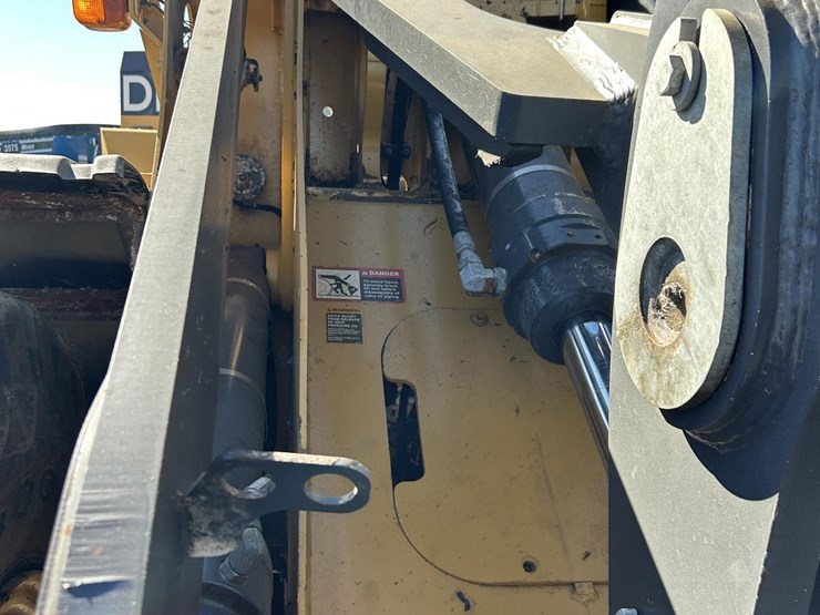 deere-544k-image-38