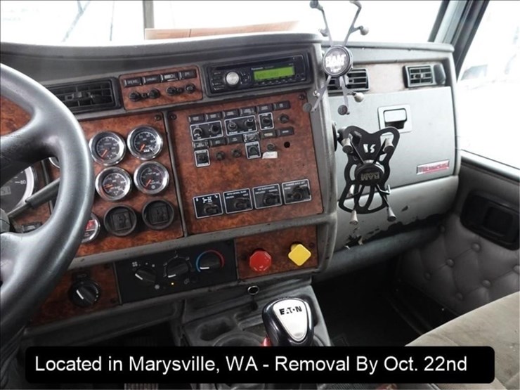 2003-kenworth-t800b-image-17