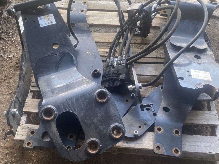 case-ih-l755-image-16